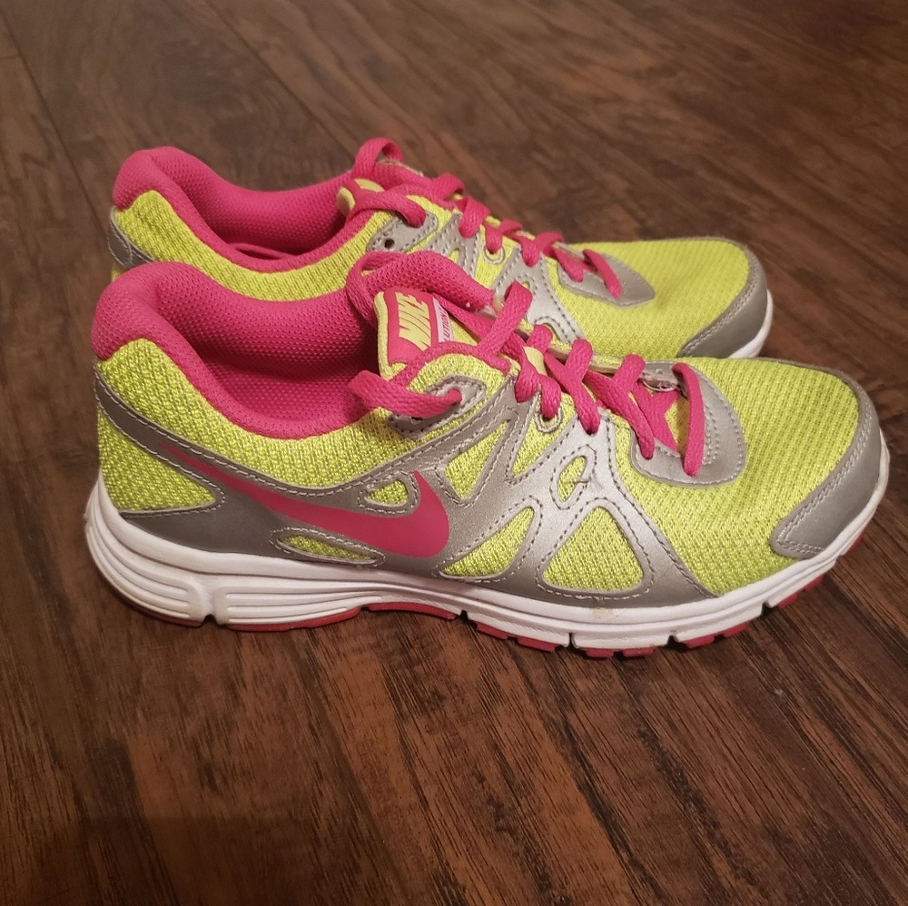 Girls Nike Sneakers